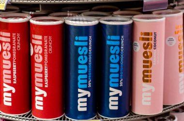 Soest, Almanya - 7 Ağustos 2021: Mymuesli mağazada satılık