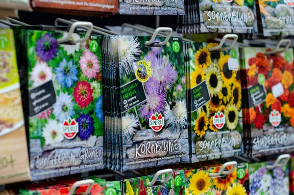 Soest Niemcy Sierpnia 2021 Sperli Nasiona Kwiatów Sprzedaż — Zdjęcie stockowe