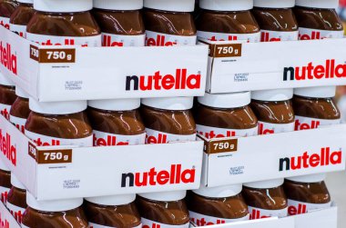 Soest, Almanya - 20 Ağustos 2021: Satılık Nutella Fındığı