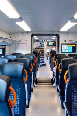 Lippstadt, Almanya - 23 Ağustos 2021: Rhein Ruhr Express (RRX) Siemens iç saha eğitimi.