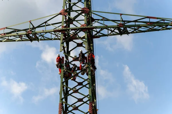 Schuby Németország Augusztus 2021 Nagyfeszültségű Torony Telepítés — Stock Fotó