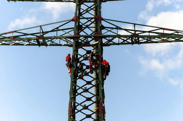 Schuby Almanya Ağustos 2021 Yüksek Voltaj Kulesi Kurulumu — Stok fotoğraf