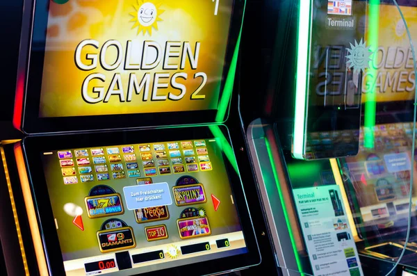 Bielefeld Almanya Ağustos 2021 Gauselmann Group Golden Games Slot Makinesi — Stok fotoğraf