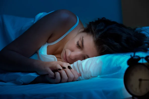 Mujer durmiendo — Foto de Stock