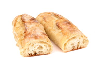 İkiye bölünmüş baget ekmeği, Fransız ekmeği, beyaz arka planda organik baget.