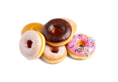 Beyaz arka planda izole edilmiş lezzetli çörekler..