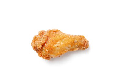 Beyaz arka planda sulu ızgara tavuk bacağı.