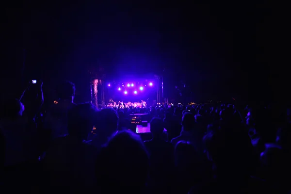konser