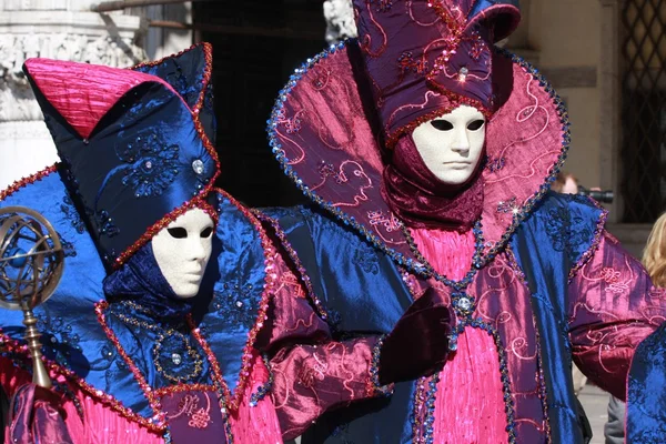 Venedik Karnavalı maskeleri