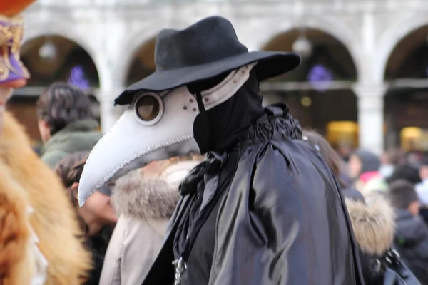 ヴェネツィアのカーニバルをマスクします。 — ストック写真