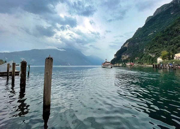 Oude Gebouwen Haven Van Riva Del Garda Meer Italië — Stockfoto