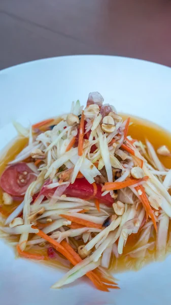 Thai spicy papaya salad — Stock Photo, Image