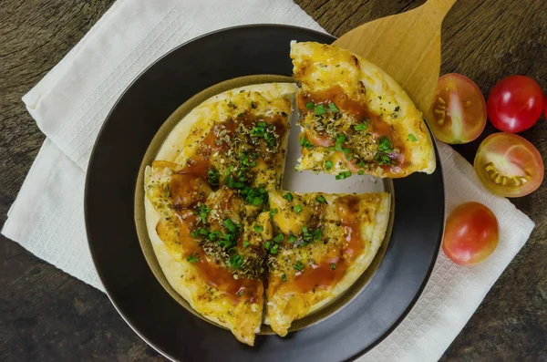 Homemade Hot Cheese Pizza — Stock Photo, Image