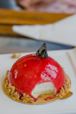 Ahududu yoğurt köpük 