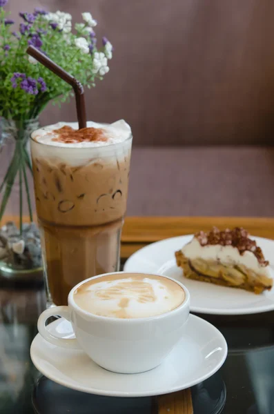 Café y pastel — Foto de Stock