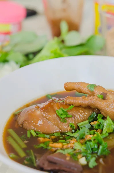 Sopa de fideos de pollo —  Fotos de Stock