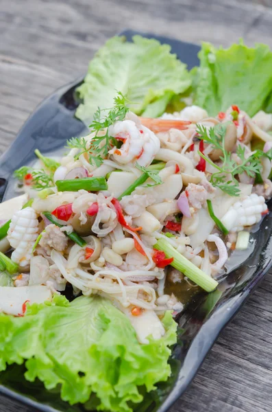 Salade de fruits de mer épicée — Photo