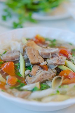 sığır çorbası erişte