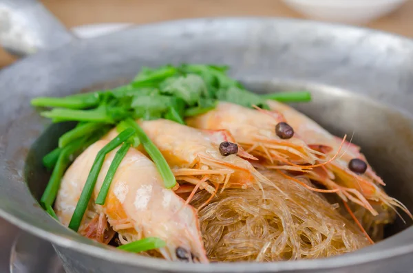 Shrimp baked with vermicelli — Stock Photo, Image