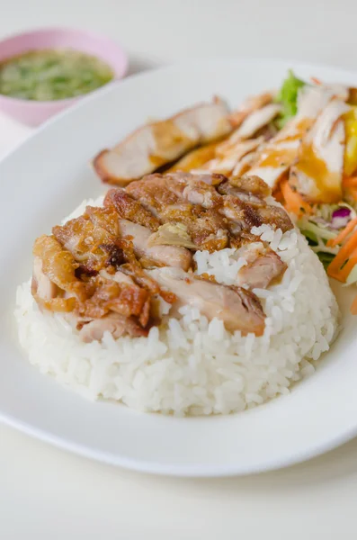 Pollo fritto con riso — Foto Stock