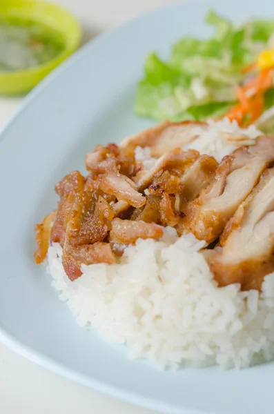 Pollo frito con arroz —  Fotos de Stock