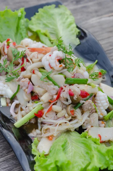 Salada de frutos do mar picante — Fotografia de Stock