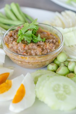 Asya chili Yapıştır 