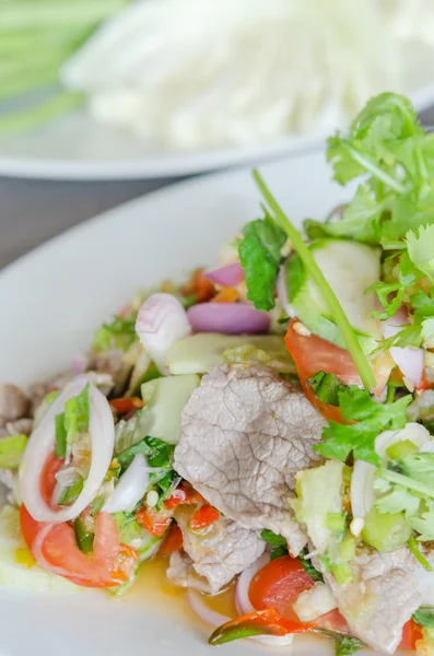 Ensalada de carne picante —  Fotos de Stock