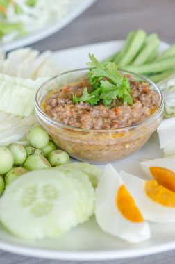 Asya chili Yapıştır 