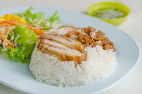 Frango frito com arroz — Fotografia de Stock