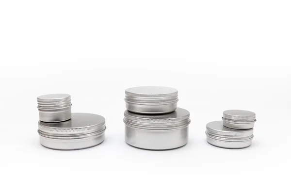 Zilveren metalen containers voor cosmetica — Stockfoto