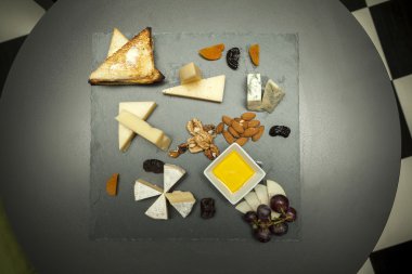 peynir Kuruyemiş ile farklı türleri