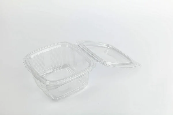 Пластиковый Прозрачный Контейнер Пищевых Продуктов Изолированный — стоковое фото