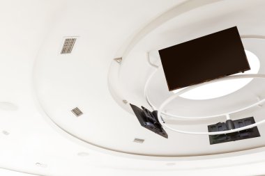 iç arka plan ile led tv