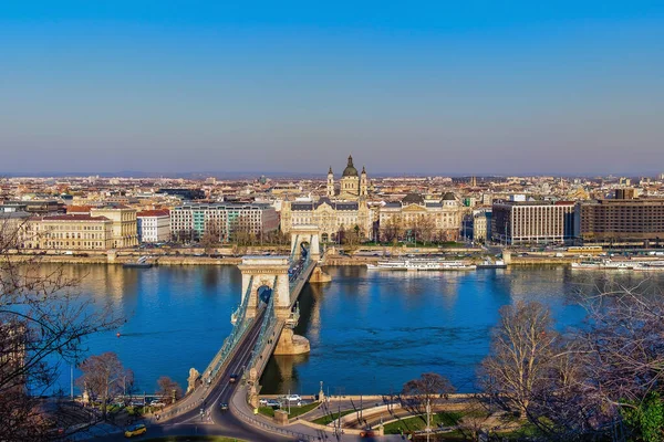 Budapeszt Węgry Marzec 2020 Widok Most Łańcuchowy Szechenyi Rozciągający Się — Zdjęcie stockowe