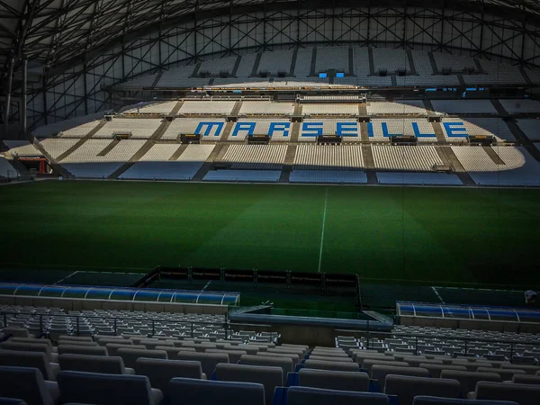 Marsilya, Fransa, Eylül 2019. Stade Velodrome 'un manzarası. Turuncu Velodrome olarak da bilinir.