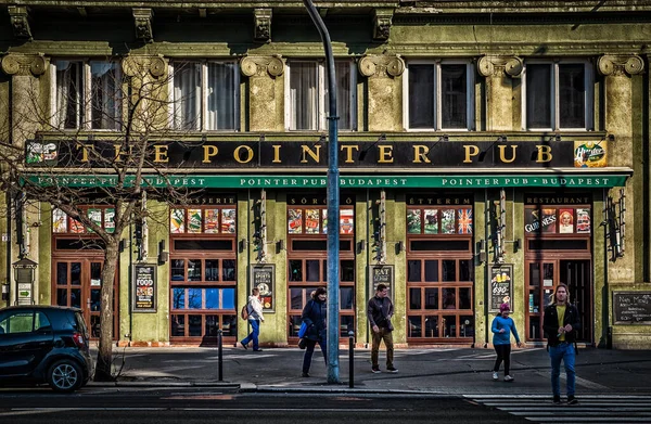 Budapest Hungría Marzo 2020 Fachada Uno Los Cinco Pointer Pub —  Fotos de Stock