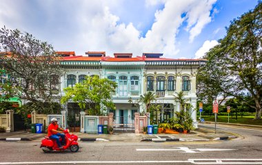 Joo Chiat ve Katong ilçesi, Singapur, 6 Şubat 2024, Peranakan Shophouses manzaralı, Koon Seng Yolu, şehrin doğu yakası.