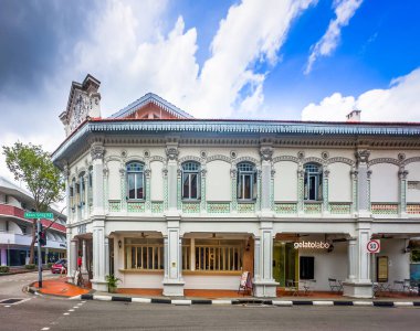 Joo Chiat ve Katong ilçesi, Singapur, 6 Şubat 2024, Peranakan Shophouses manzaralı, Koon Seng Yolu, şehrin doğu yakası.