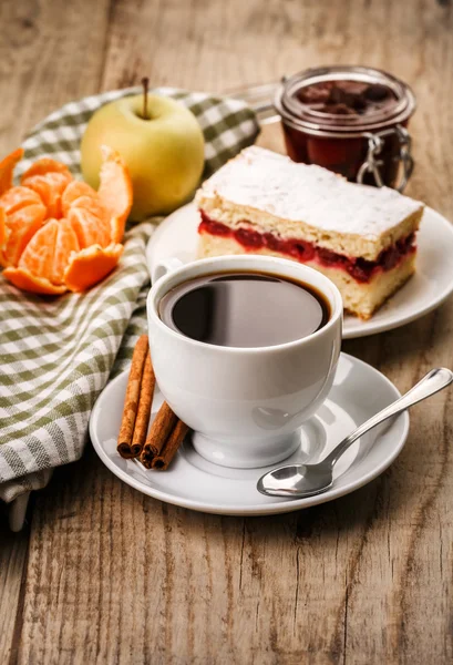 Gâteau de coffeewith tasse matin — Photo