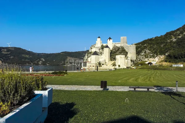 Golubac Serbia Agosto 2019 Golubac Serbia Agosto 2019 Fortezza Golubac — Foto Stock