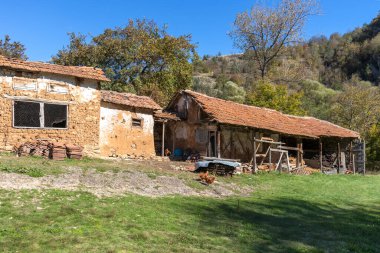 Ortaçağ Razboishte manastırı, Bulgaristan 'ın Sofya Şehir Bölgesi Mary' nin Sunumuna adandı