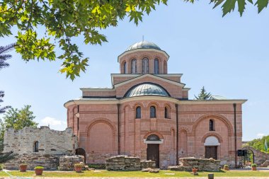 Bulgaristan 'ın Kardzhali kentindeki Ortaçağ Manastırı Aziz Vaftizci Yahya' nın panoramik manzarası