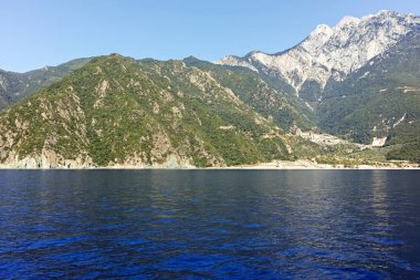 Athos Dağı 'nın Kutsal Dağ Özerk Manastırı manzarası, Chalkidiki, Yunanistan