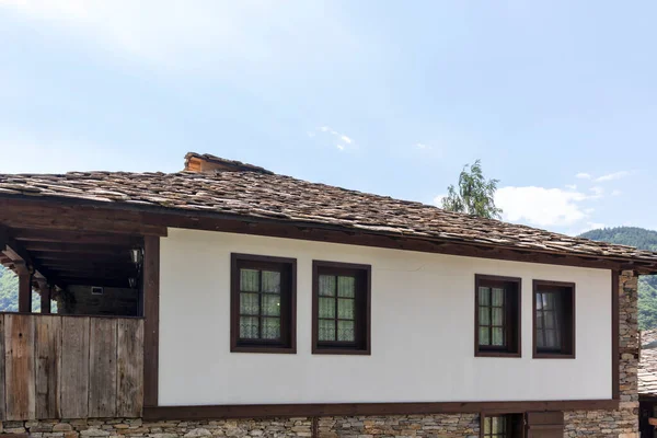 Aldeia Kovachevitsa Com Autênticas Casas Século Xix Região Blagoevgrad Bulgária — Fotografia de Stock