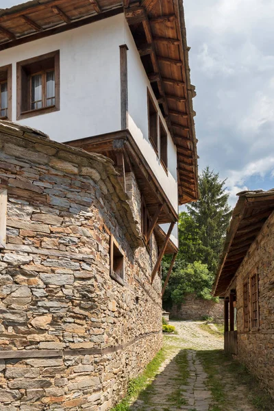 Village Kovachevitsa Avec Des Maisons Authentiques Xixe Siècle Région Blagoevgrad — Photo