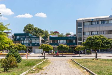 KARDZHALI, BULGARIA - 19 Temmuz 2020: Bulgaristan 'ın Kardzhali kentinin panoramik manzarası