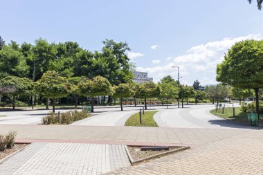 KARDZHALI, BULGARIA - 19 Temmuz 2020: Bulgaristan 'ın Kardzhali kentinin panoramik manzarası