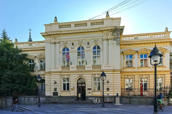 ベルグラード セルビア 8月12 2019 セルビアのベオグラードの中心部にある典型的な建物と通り — ストック写真
