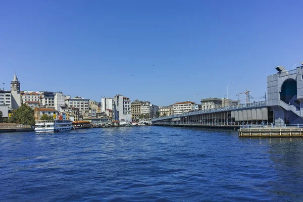 Istanbul Turkey Lipiec 2019 Panorama Bosforu Złotego Rogu Stambule Turcja — Zdjęcie stockowe